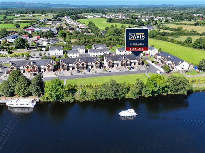 12 The Waterfront, Tarmonbarry, Roscommon