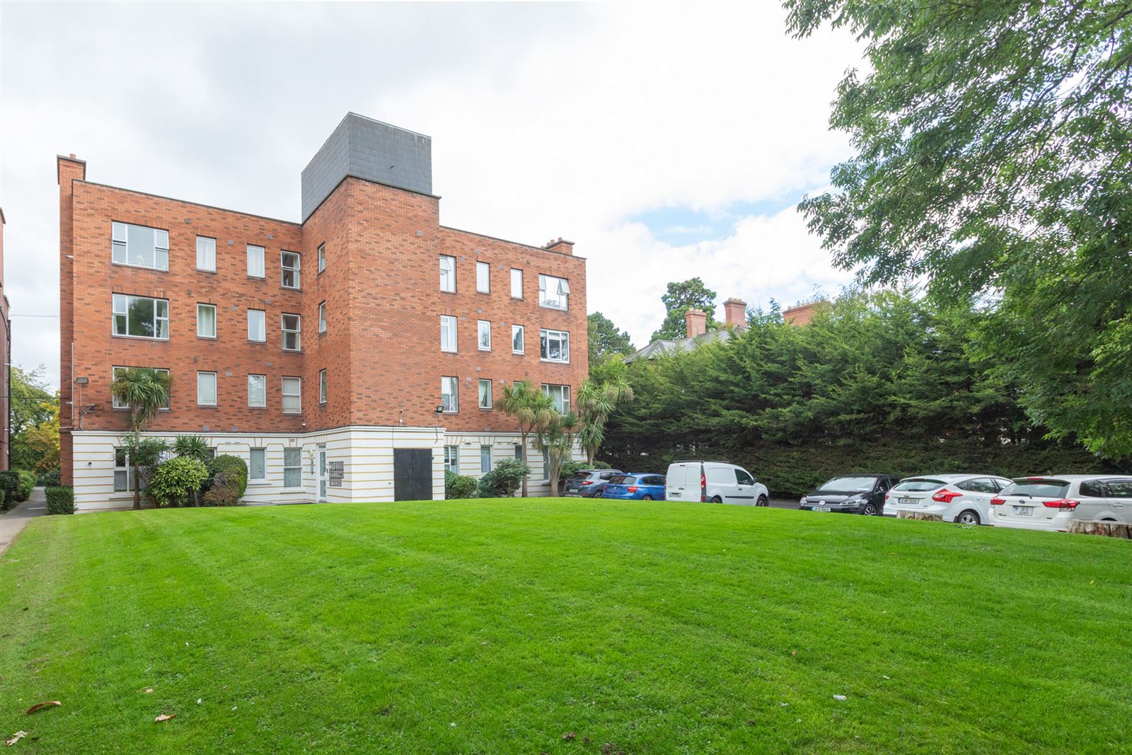 Apartment 52, Hillcourt, Rathgar, Dublin 6, D06 YK74 photo 1
