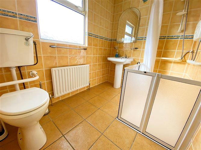63 Sycamore Road, Glasnevin, Dublin 11