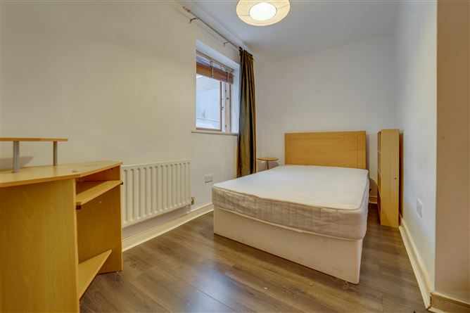 Apt 35, Music Hall, , Temple Bar, Dublin 2