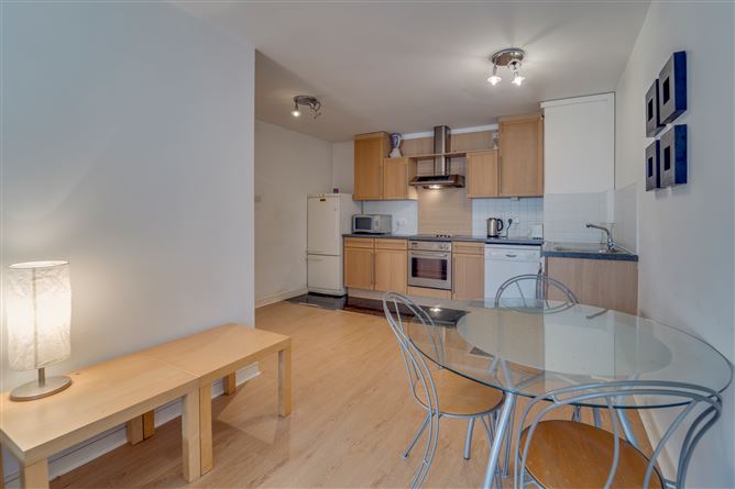 Apt 35, Music Hall, , Temple Bar, Dublin 2