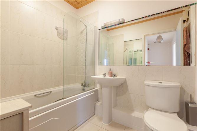 8 Bradogue Court, Annamoe Road, Dublin 7