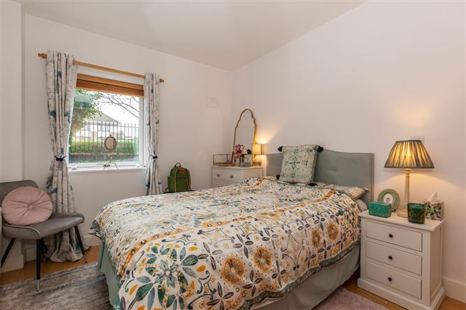 8 Bradogue Court, Annamoe Road, Dublin 7