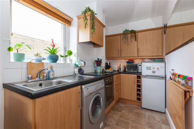 8 Bradogue Court, Annamoe Road, Dublin 7