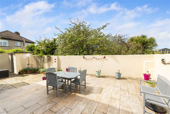 3 Coolroe, Newcourt Road, Bray, Co. Wicklow