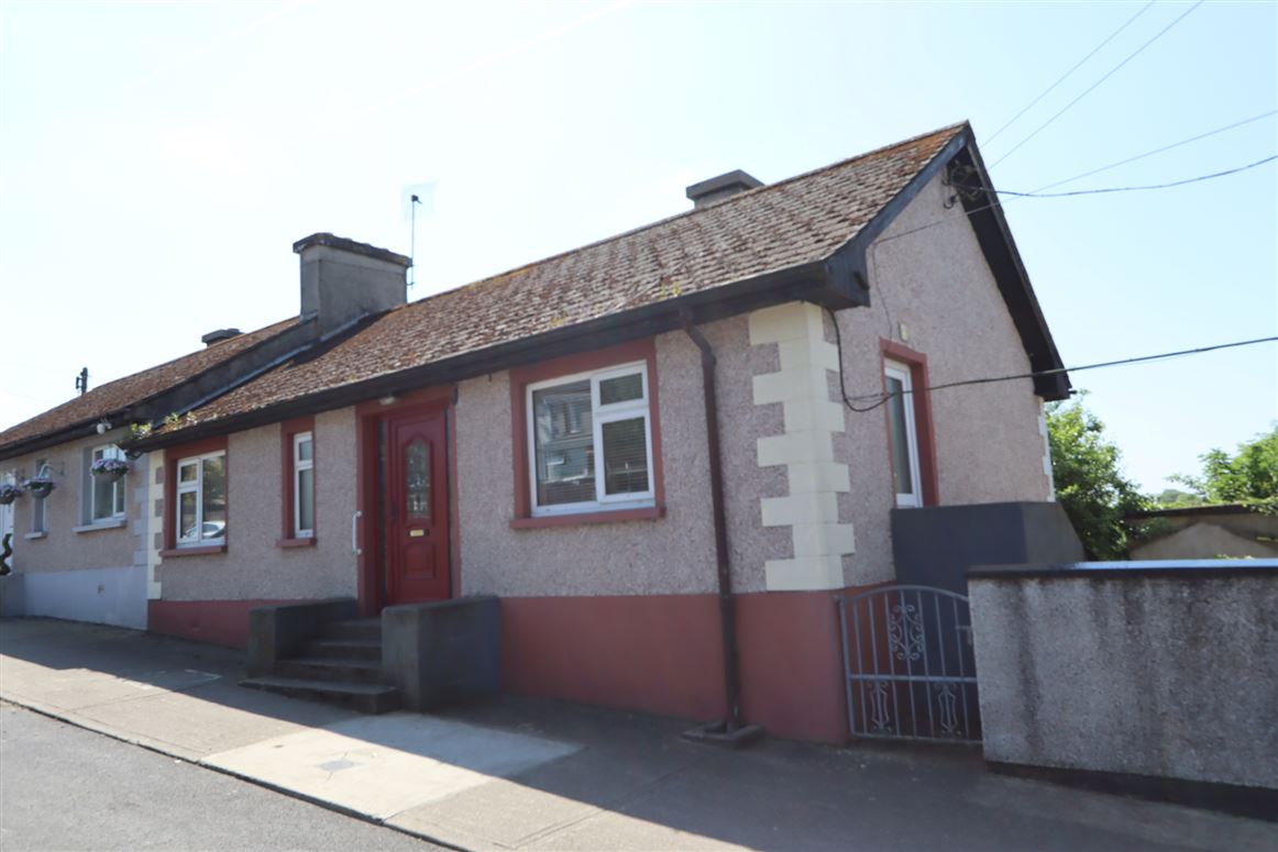 7 St. Molings Tce, The Shannon, Enniscorthy, Co. Wexford.