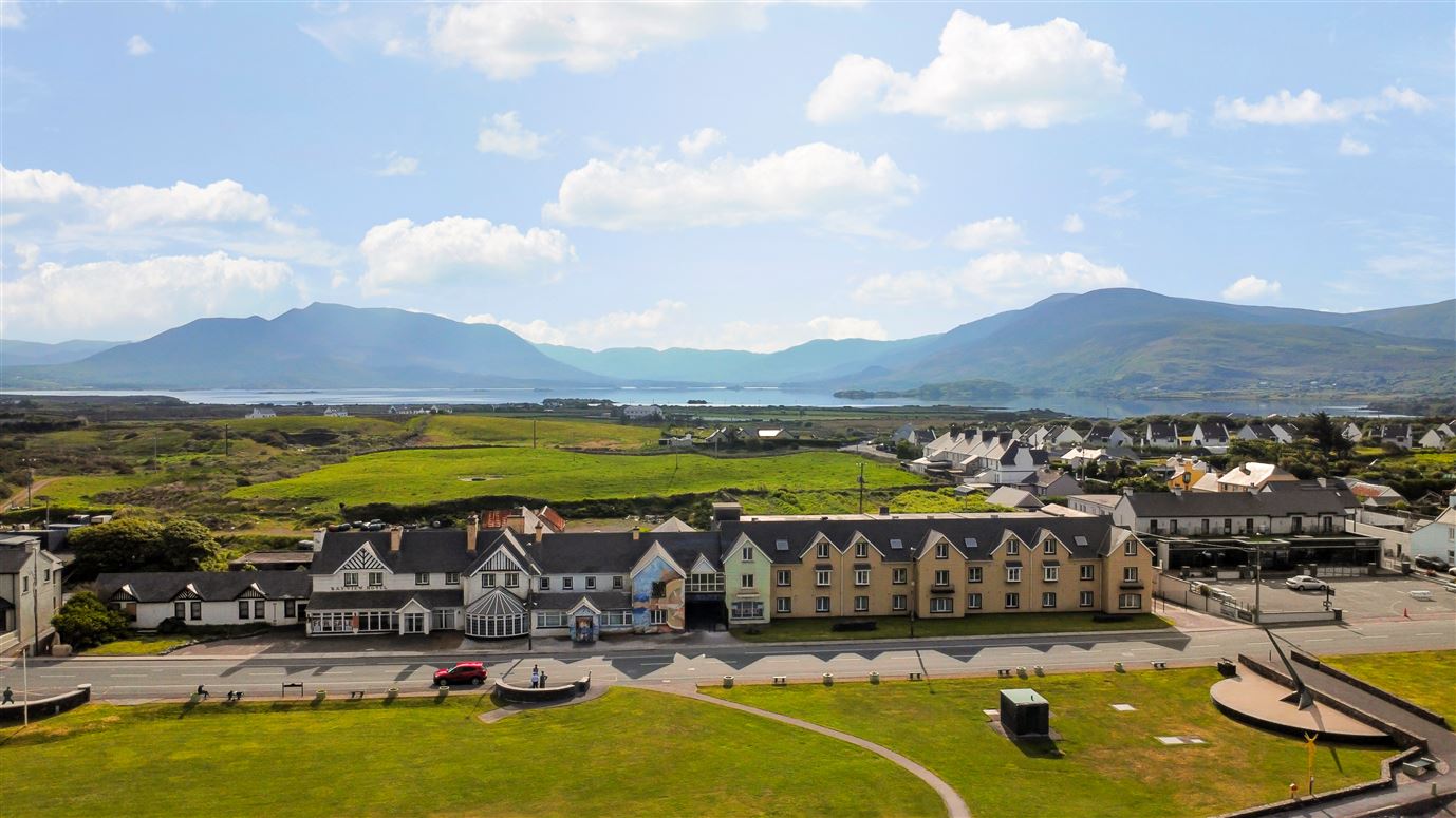 Ref 1189 - The Bayview Hotel, Main Street, Waterville, Kerry