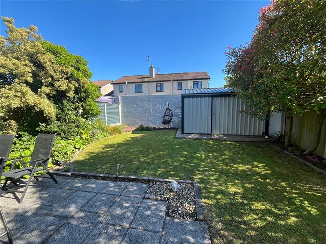 Photo 18 of 21 — 47 Manor Hill, Ballincollig, Cork