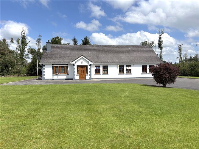 Photo 25 of 27 — Tully Hall, Tully, Longford, Longford