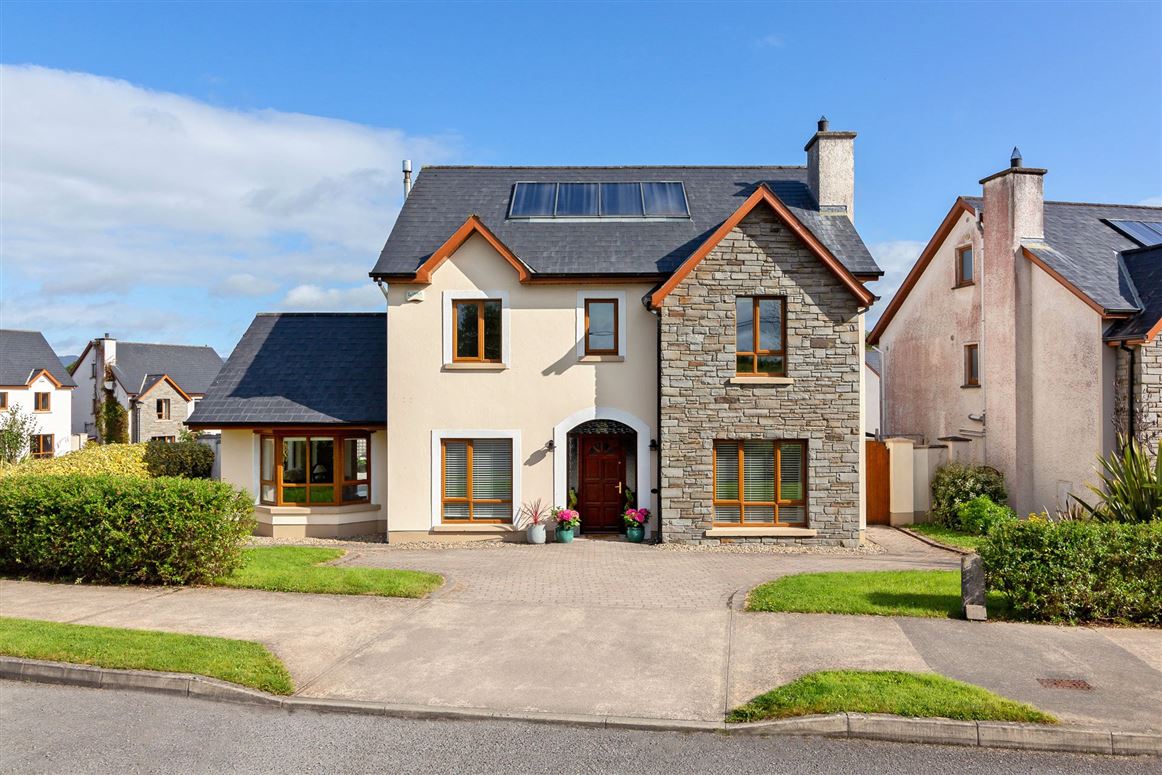 26 Forest Grove, Dromahair, Co. Leitrim