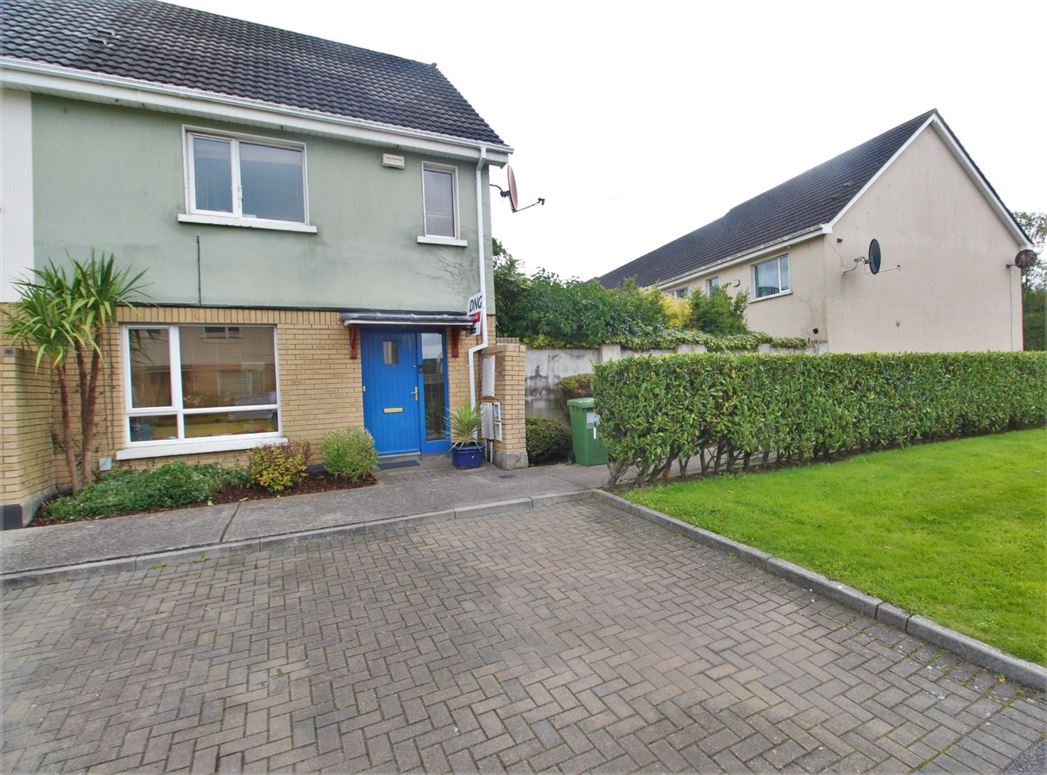 53 Lily's Way, Ongar, Dublin 15 DNG Castleknock 4726532 MyHome.ie