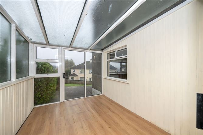 6 Hillside Lawn, Glasheen, Cork