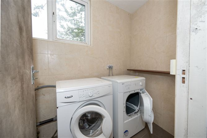 6 Hillside Lawn, Glasheen, Cork