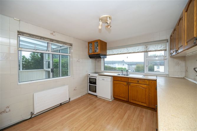 6 Hillside Lawn, Glasheen, Cork