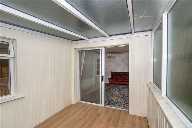 6 Hillside Lawn, Glasheen, Cork