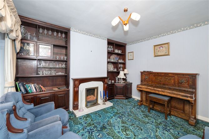 6 Hillside Lawn, Glasheen, Cork