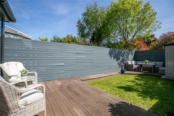 https://photos-a.propertyimages.ie/media/2/3/5/4925532/b1addbc3-8a0e-44e6-bbe9-6d0a1a3765c2_l.jpg