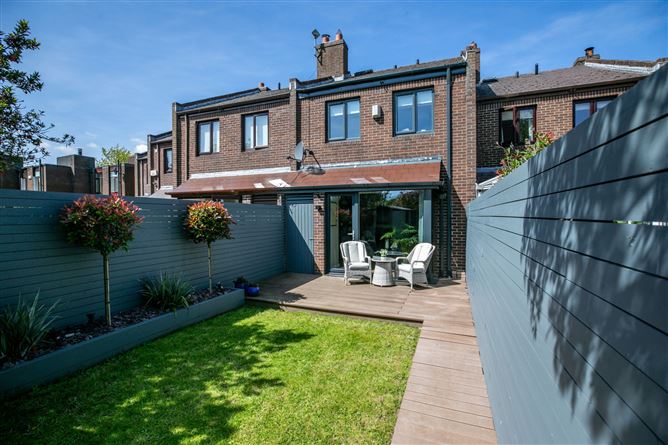 https://photos-a.propertyimages.ie/media/2/3/5/4925532/b1addbc3-8a0e-44e6-bbe9-6d0a1a3765c2_l.jpg