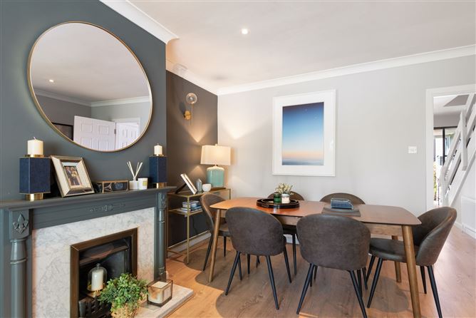 https://photos-a.propertyimages.ie/media/2/3/5/4925532/b1addbc3-8a0e-44e6-bbe9-6d0a1a3765c2_l.jpg