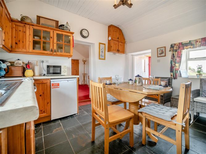 2 Bed in Ardmore,Ardmore,  Waterford