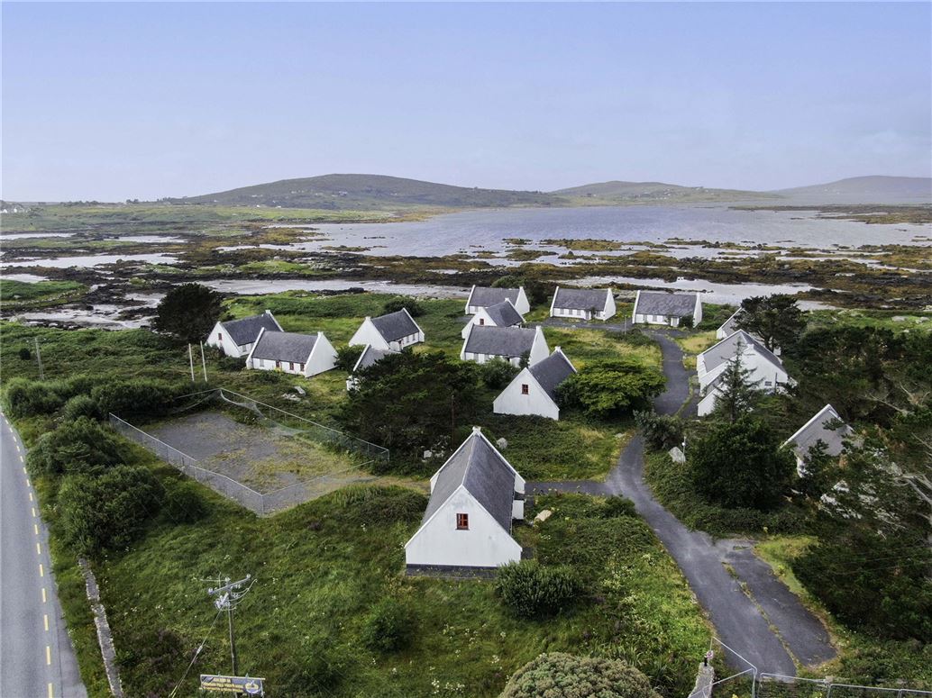 Tighe Saoire Na N-Oilean, Eanach Mheain, Bealadangan, Co. Galway