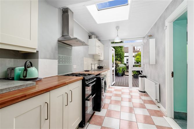 82 Ballygall Parade, Finglas, Dublin 11, D11R7R9