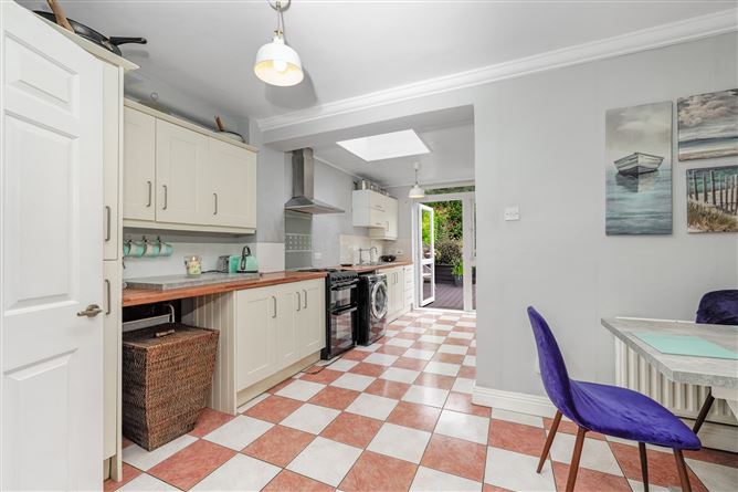 82 Ballygall Parade, Finglas, Dublin 11, D11R7R9