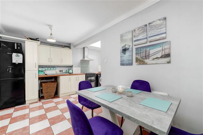 82 Ballygall Parade, Finglas, Dublin 11, D11R7R9