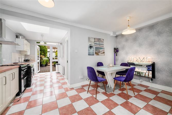 82 Ballygall Parade, Finglas, Dublin 11, D11R7R9