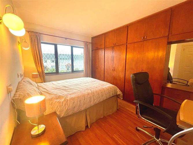 Wheatfield Road, Palmerstown, Dublin 20