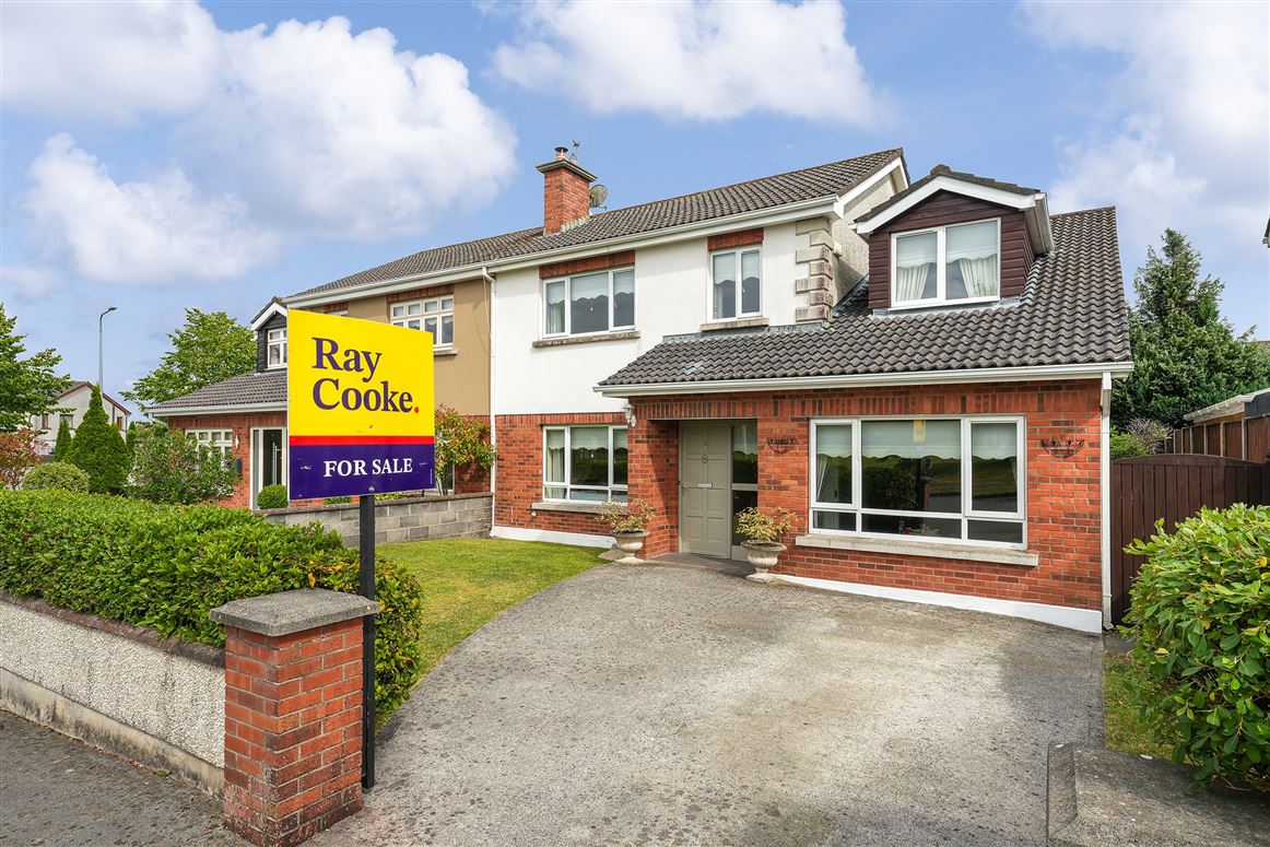 2 The Hall, Curragh Grange, Newbridge Co. Kildare