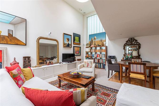 The Fulham Charm,London,Greater London,United Kingdom