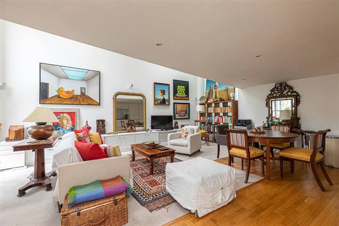 The Fulham Charm,London,Greater London,United Kingdom