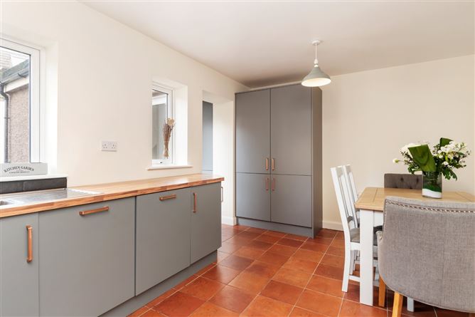 6 Donore Terrace, South Circular Road, Dublin 8