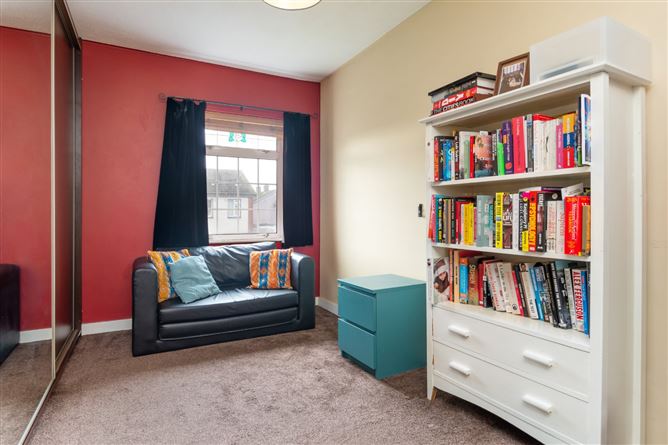 6 Donore Terrace, South Circular Road, Dublin 8