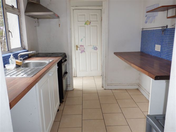 5 Seminary Villlas, Off Great Wm O Brien Street, Cork