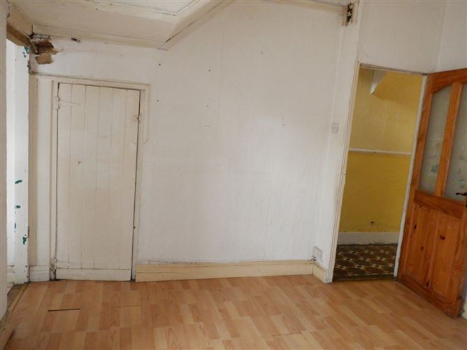 5 Seminary Villlas, Off Great Wm O Brien Street, Cork