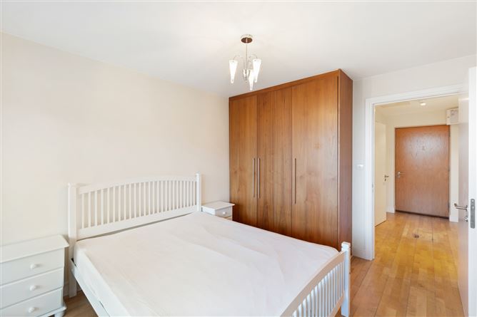 11 Harbour View, Harbour Square, Crofton Road, Dun Laoghaire