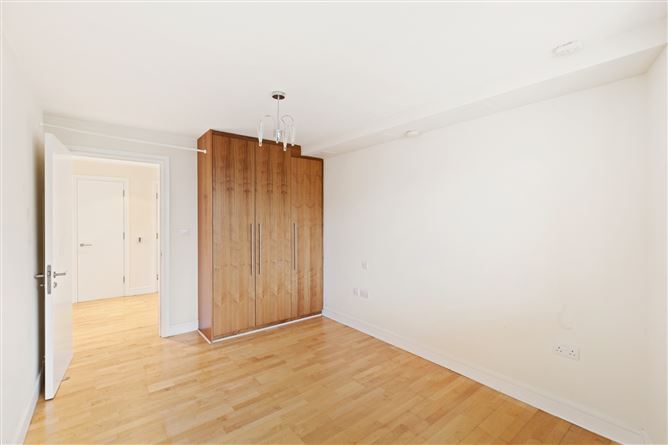 11 Harbour View, Harbour Square, Crofton Road, Dun Laoghaire