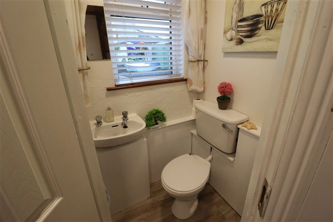12 Hawthorn Avenue, Inniscarra View, Ballincollig, Cork