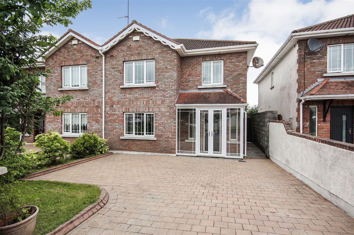 30 Percy French Place, Ballyjamesduff, Co.Cavan