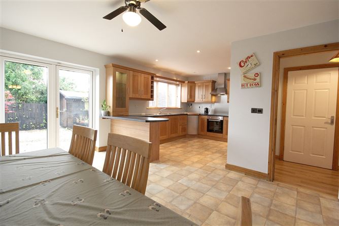 30 Percy French Place, Ballyjamesduff, Co.Cavan