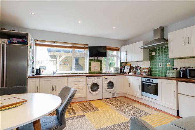 5 Sycamore Drive, Highfield Park, Shantalla, Galway