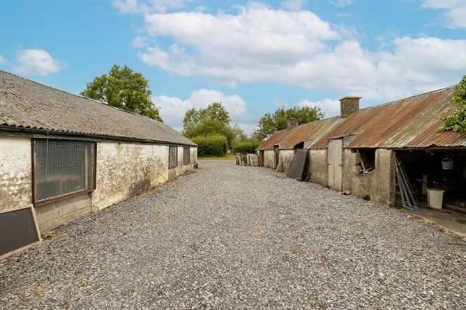 Photo 7 of 33 — Clonlost, Killucan, Westmeath