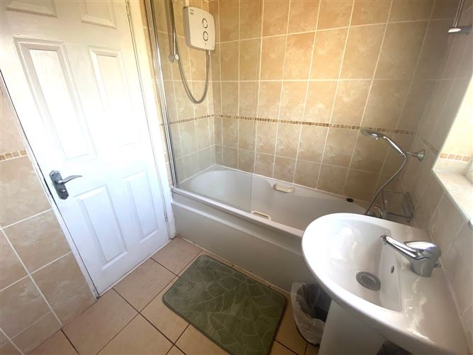 Photo 18 of 19 — Palmerstown Avenue, Palmerstown, Dublin 20