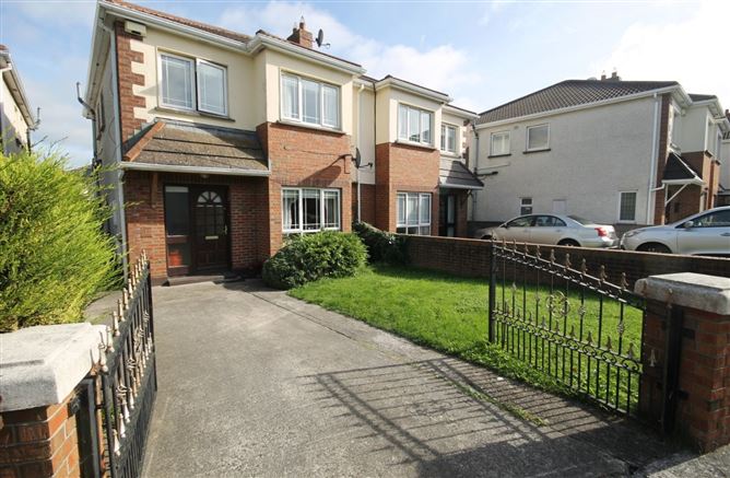 53 Tynan Hall Avenue, Kingswood, Dublin 24