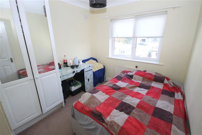 53 Tynan Hall Avenue, Kingswood, Dublin 24