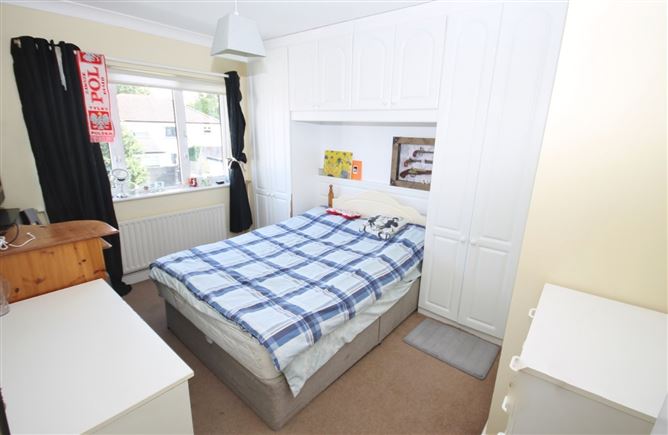 53 Tynan Hall Avenue, Kingswood, Dublin 24
