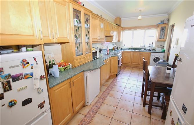 53 Tynan Hall Avenue, Kingswood, Dublin 24