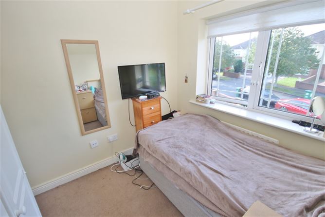 53 Tynan Hall Avenue, Kingswood, Dublin 24